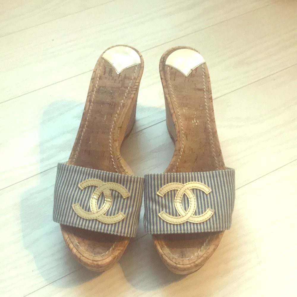 Chanel wedges 38